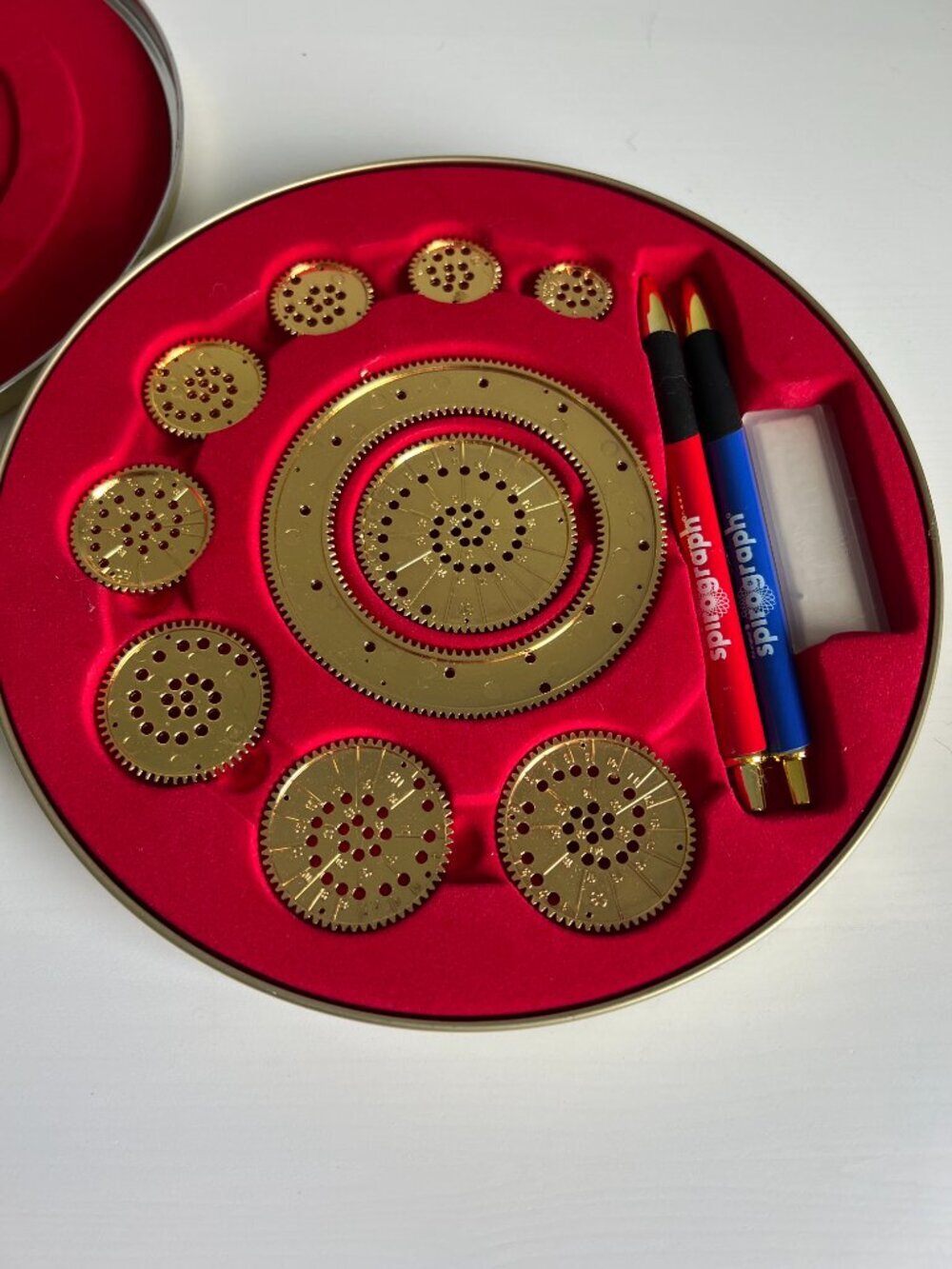 Spirograph 50th Anniversary Die Cast Collectors Set - Picture 3 of 5